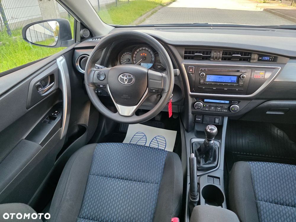 Toyota Auris 1.6 Active - 10