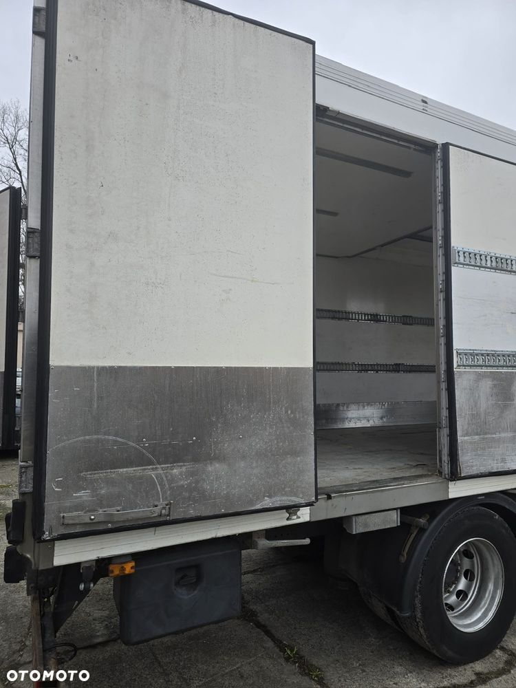 Renault Premium - 10