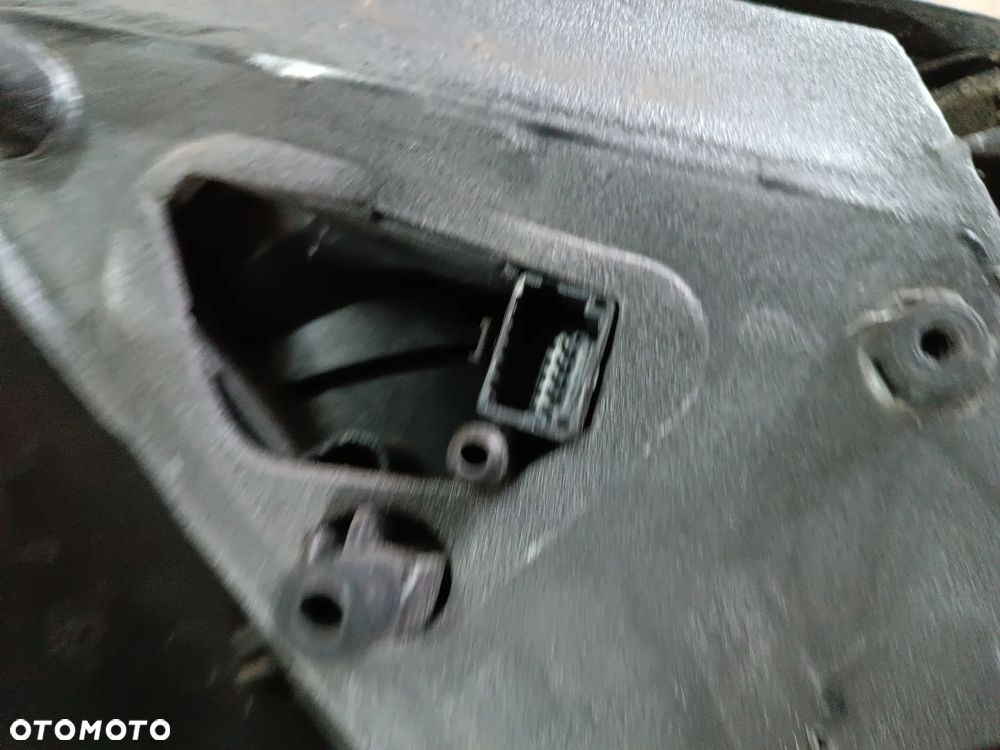 LUSTERKO LEWE 5 PIN RENAULT CLIO III - 3