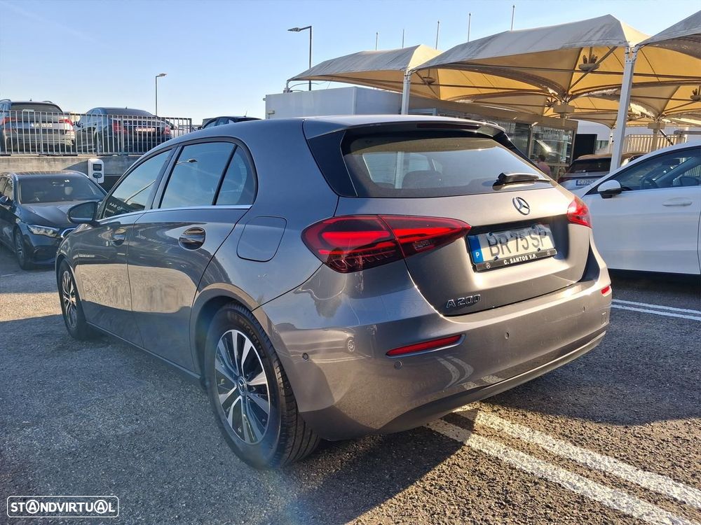 Mercedes-Benz A 200 Standard - 8