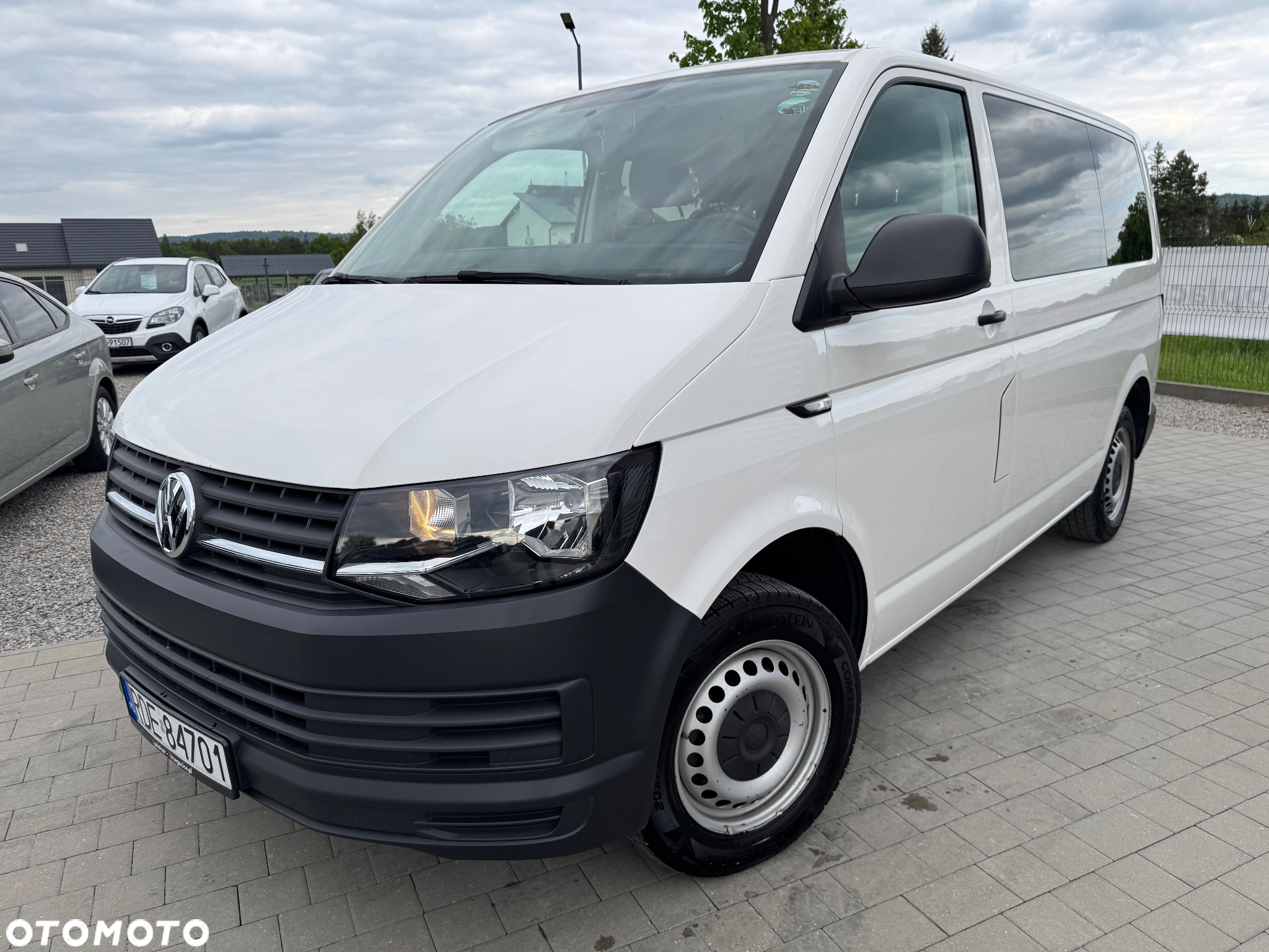 Volkswagen Transporter - 3