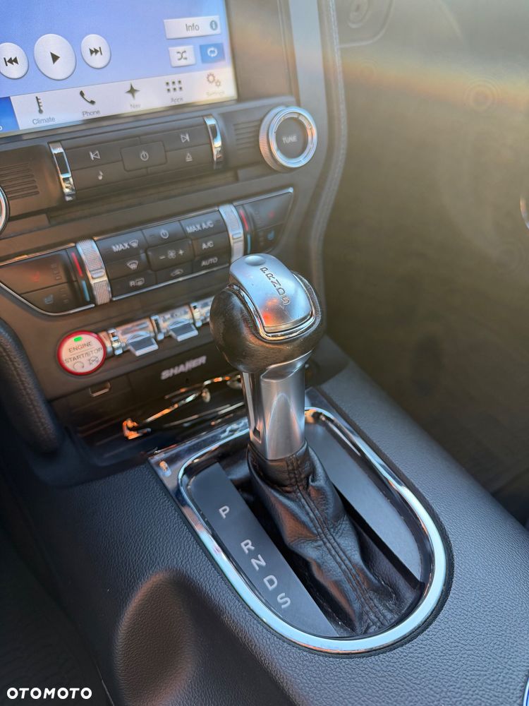 Ford Mustang - 16