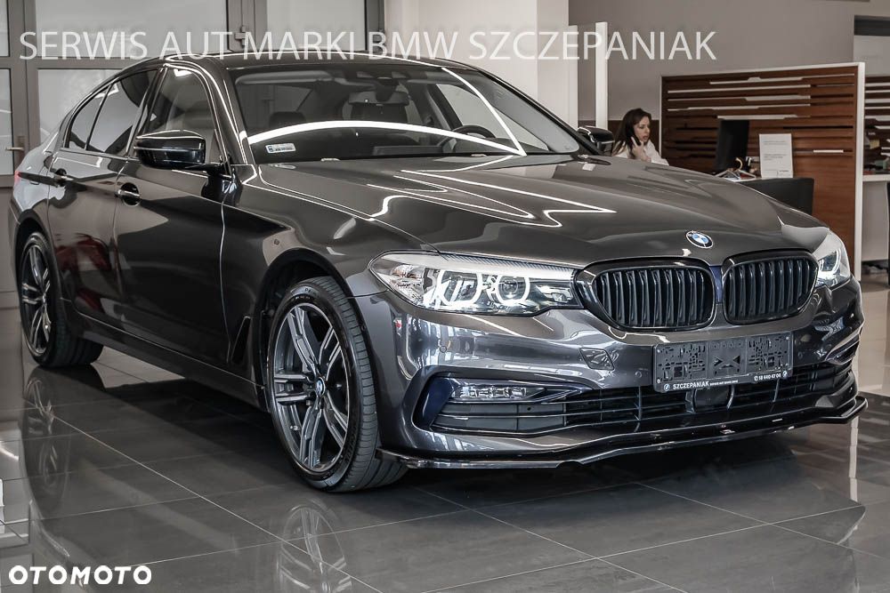 BMW Seria 5 530i xDrive Sport Line - 1