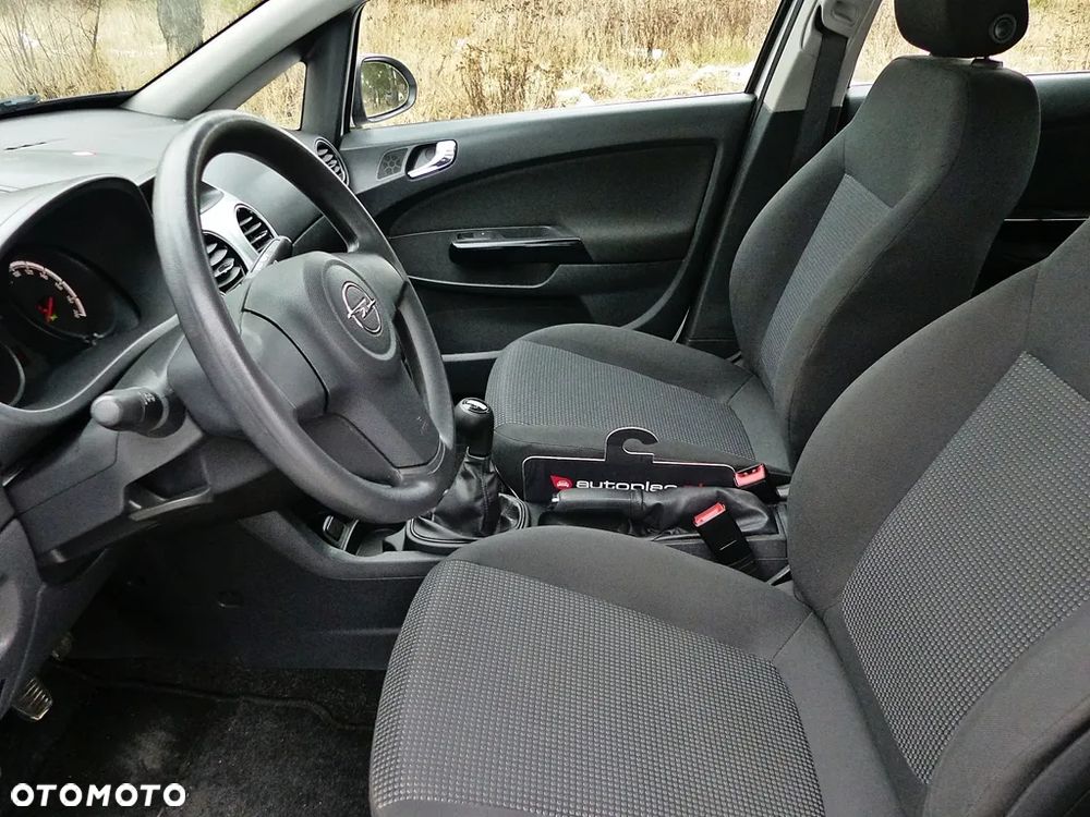 Opel Corsa 1.2 16V Enjoy - 19