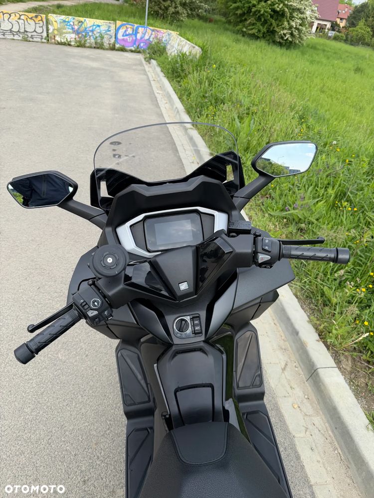 Honda NSS - 18