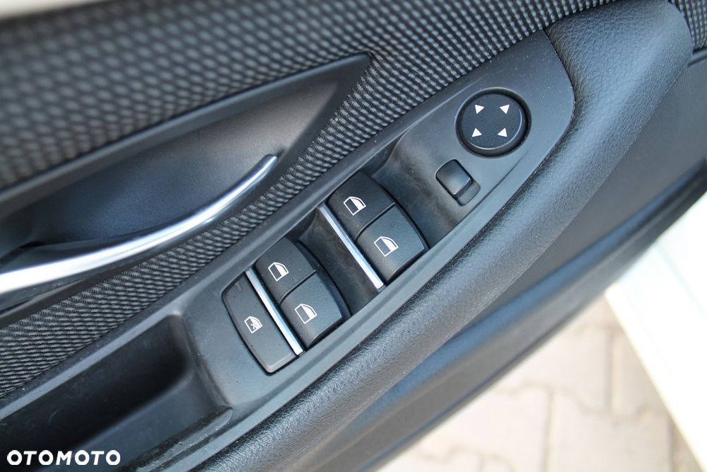 BMW Seria 5 520d - 17