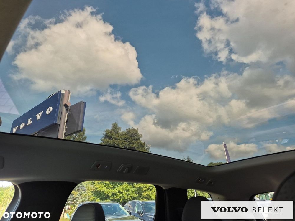 Volvo EX90 - 28