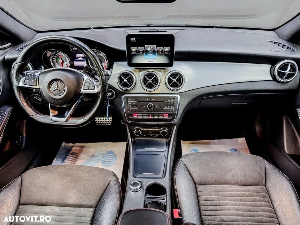 Mercedes-Benz CLA - 17
