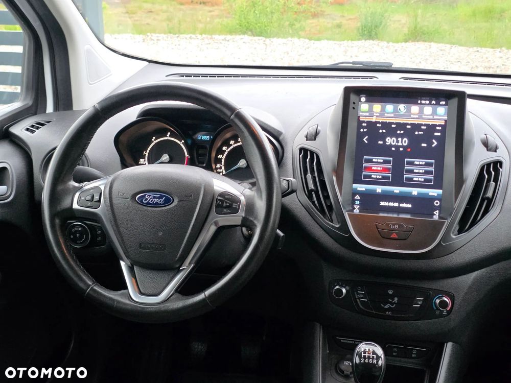 Ford Tourneo Courier 1.5 TDCi Trend - 24