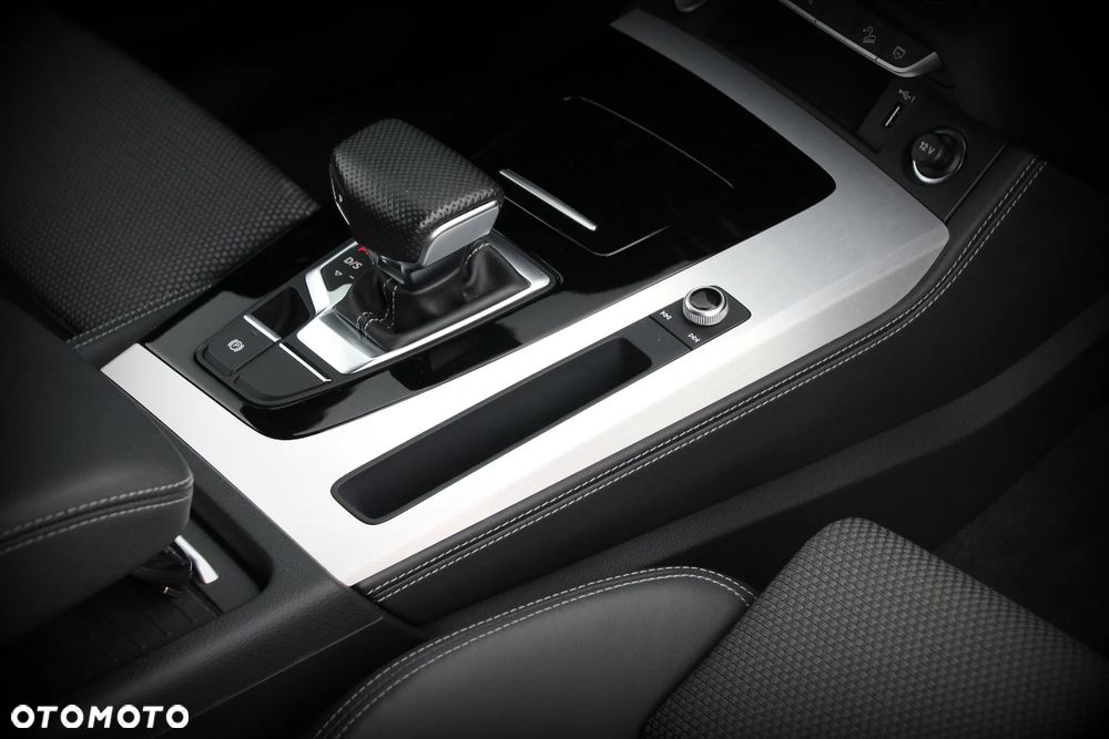 Audi Q5 50 TFSIe quattro S tronic S line - 25