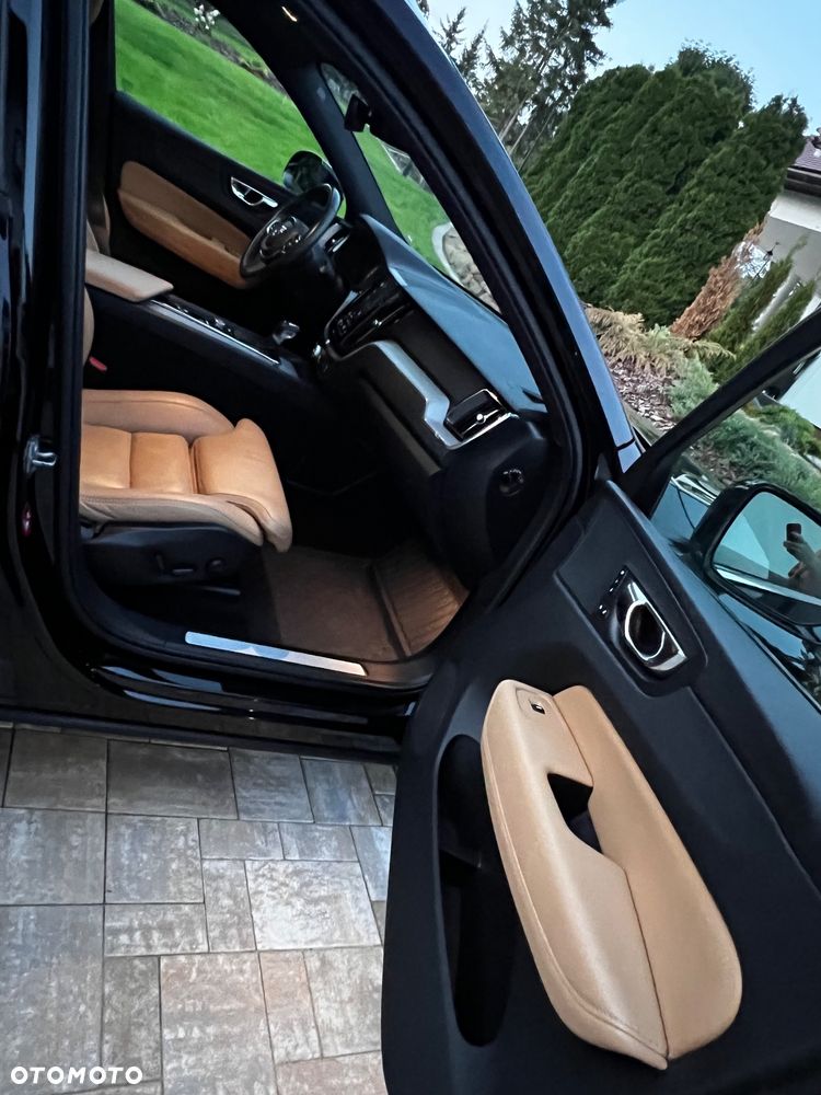 Volvo XC 60 D4 AWD Inscription - 32