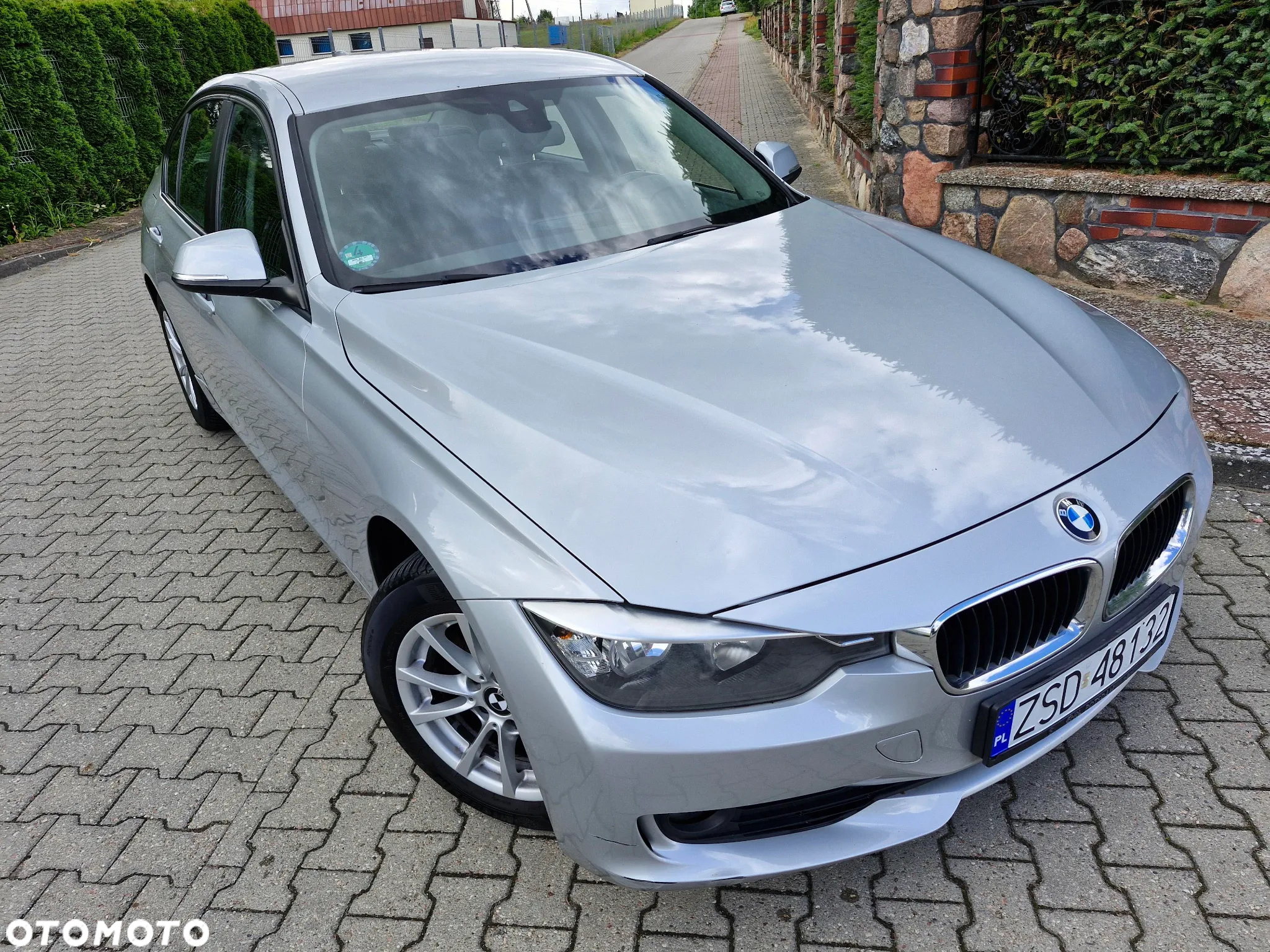 BMW Seria 3 318d DPF Touring Edition Sport - 22