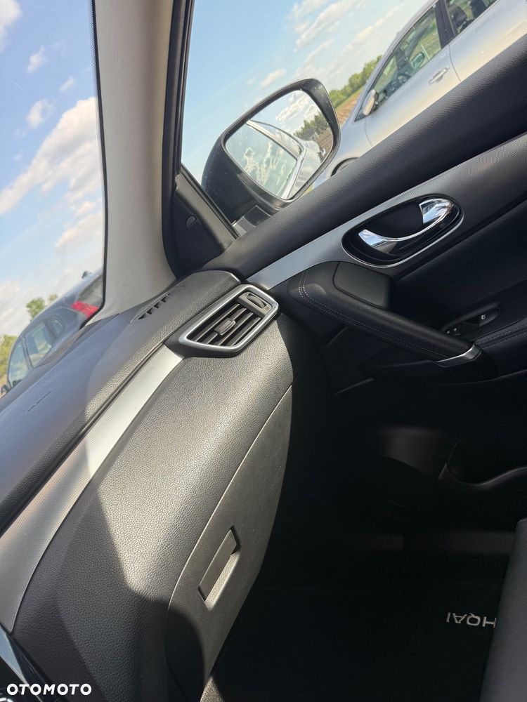 Nissan Qashqai 1.6 DCi Tekna Xtronic EU6 - 17
