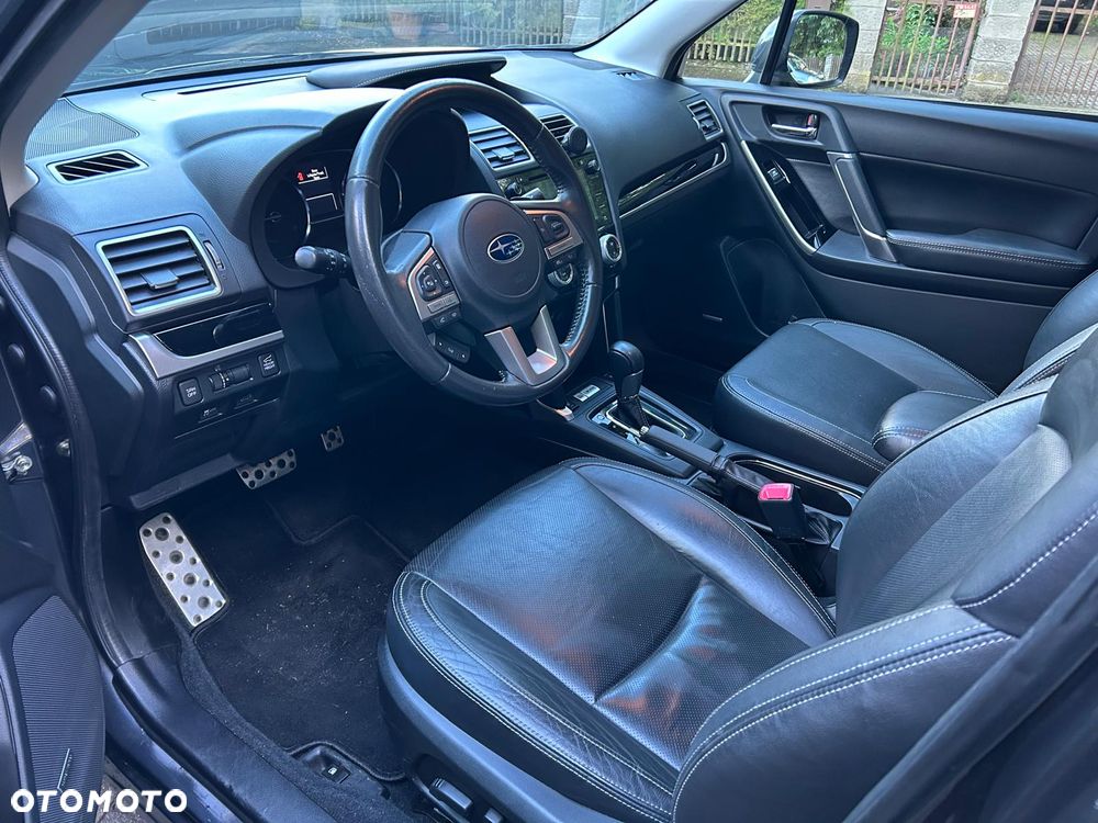 Subaru Forester 2.0 XT Platinum Lineartronic - 9