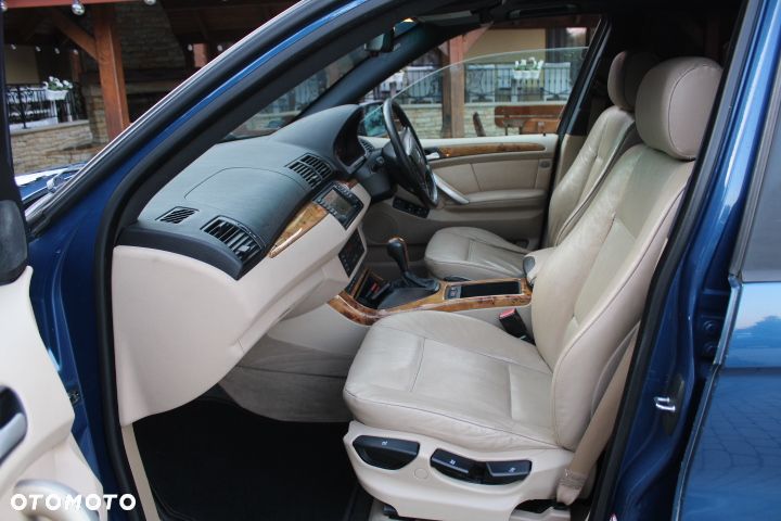 BMW X5 - 25