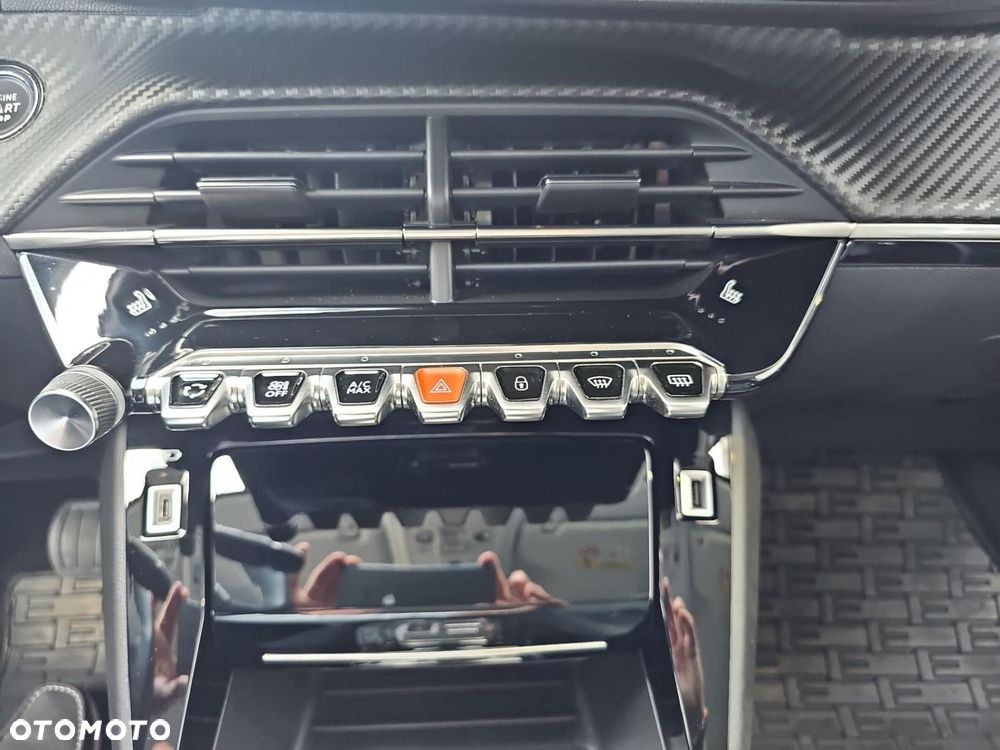 Peugeot 208 Allure Pack - 18