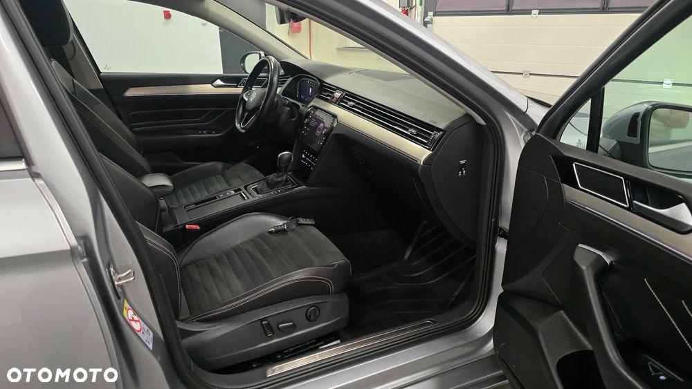 Volkswagen Passat - 8