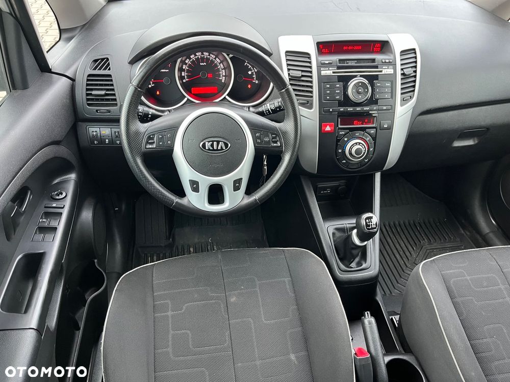 Kia Venga 1.4 CRDi 90 Attract - 10