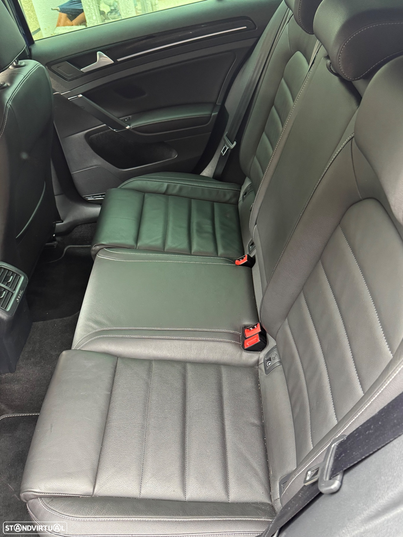 VW Golf Variant R 4Motion BlueMotion DSG - 17