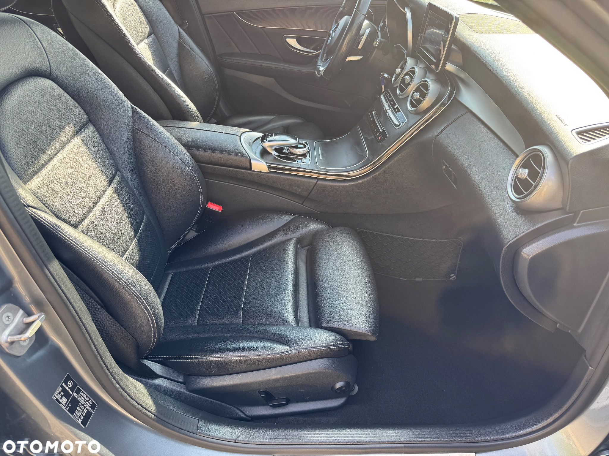 Mercedes-Benz Klasa C 200 d T 7G-TRONIC - 31