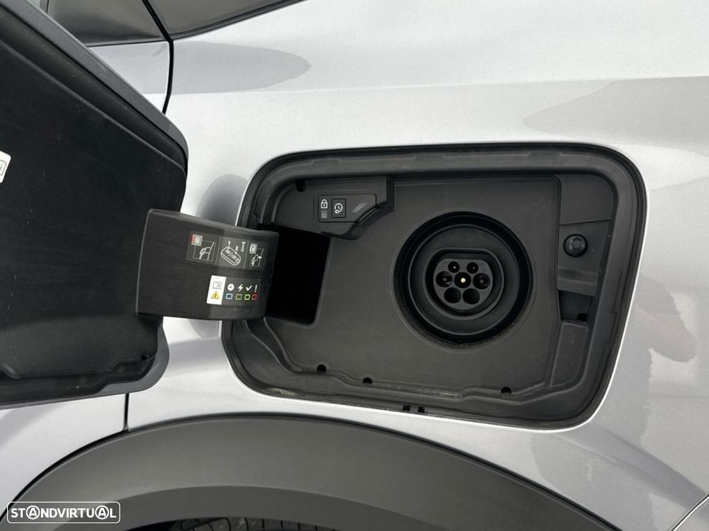 Peugeot 3008 1.6 Plug-in Hybrid Allure e-DCS7 - 16
