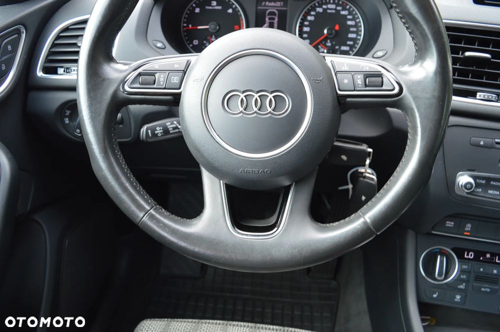Audi Q3 2.0 TDI quattro S tronic design - 18
