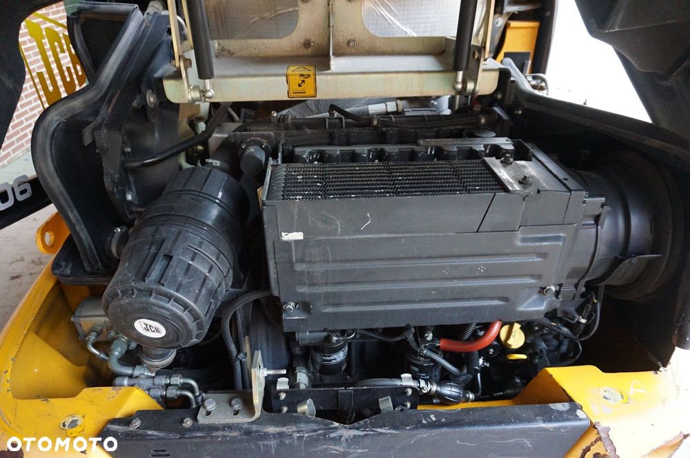 JCB 406 , ROK 2012 / 20 km/h  Łopata 4-1 i widły do ​​palet - 10