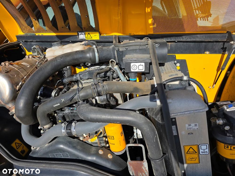 JCB 535-95 jak MT933 BC54 - 12