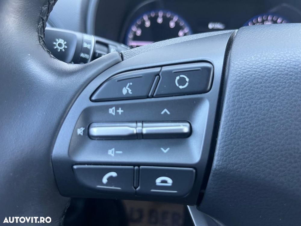 Hyundai KONA 1.0 T-GDI 2WD Highway - 18