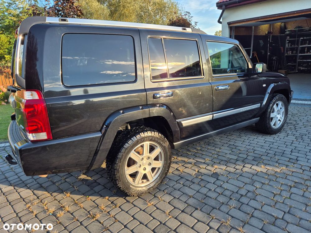 Jeep Commander - 33