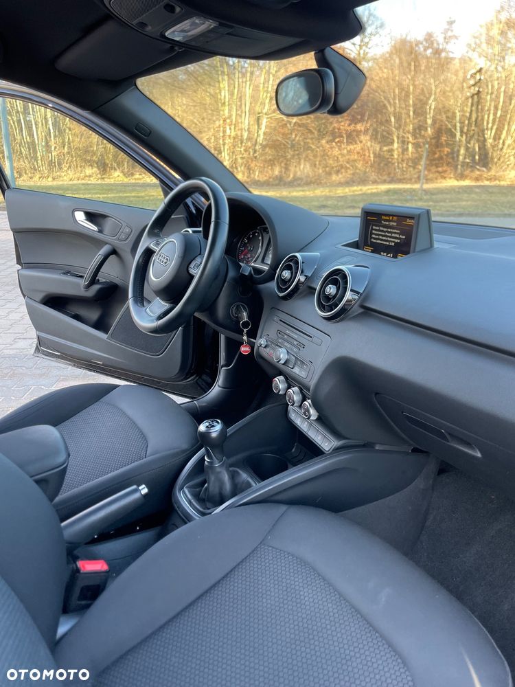 Audi A1 Sportback 1.4 TFSI S line edition - 17