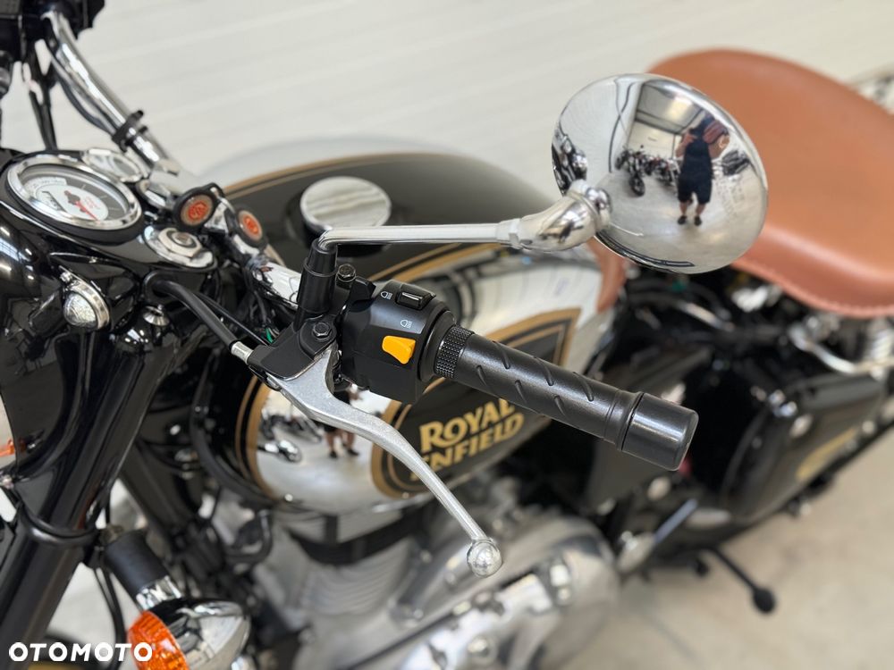 Royal Enfield Classic - 26