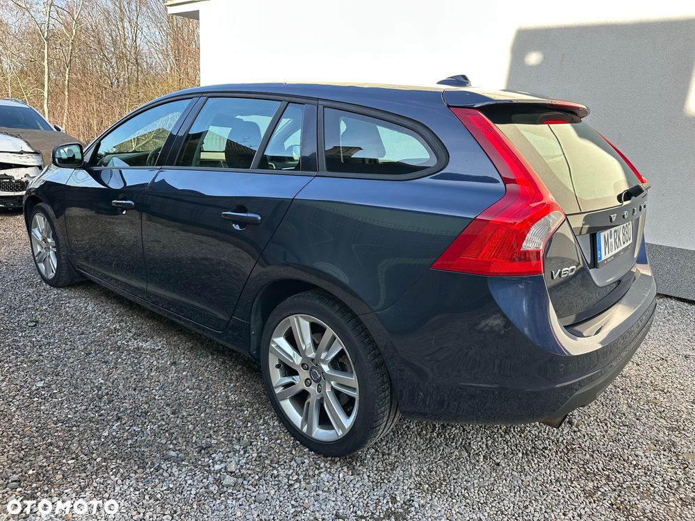 Volvo V60 DRIVe Kinetic - 35