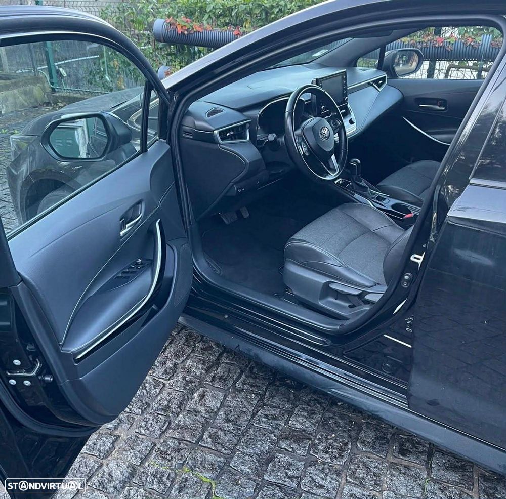 Toyota Corolla 1.8 Hybrid Comfort+P.Sport - 6