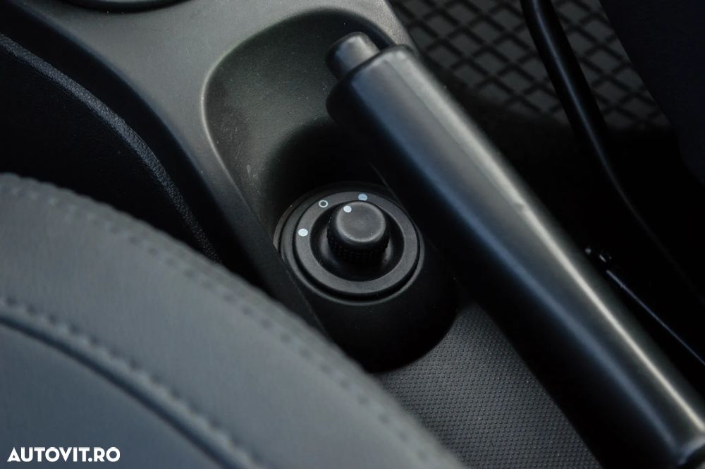 Dacia Duster 1.5 dCi 4x2 Prestige - 34