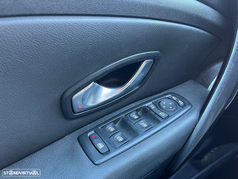 Renault Mégane Sport Tourer 1.5 dCi Dynamique S - 16