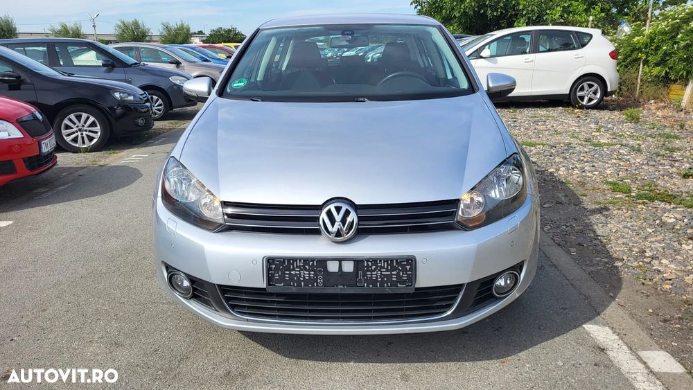 Volkswagen Golf - 2
