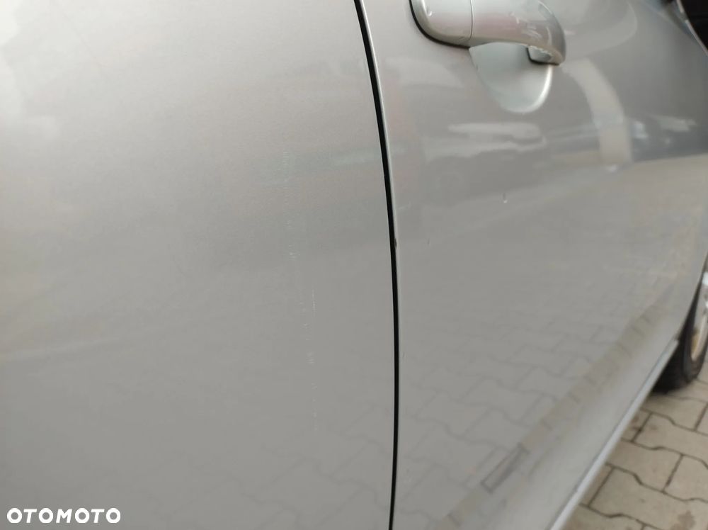 Skoda RAPID 1.6 TDI Ambition - 5