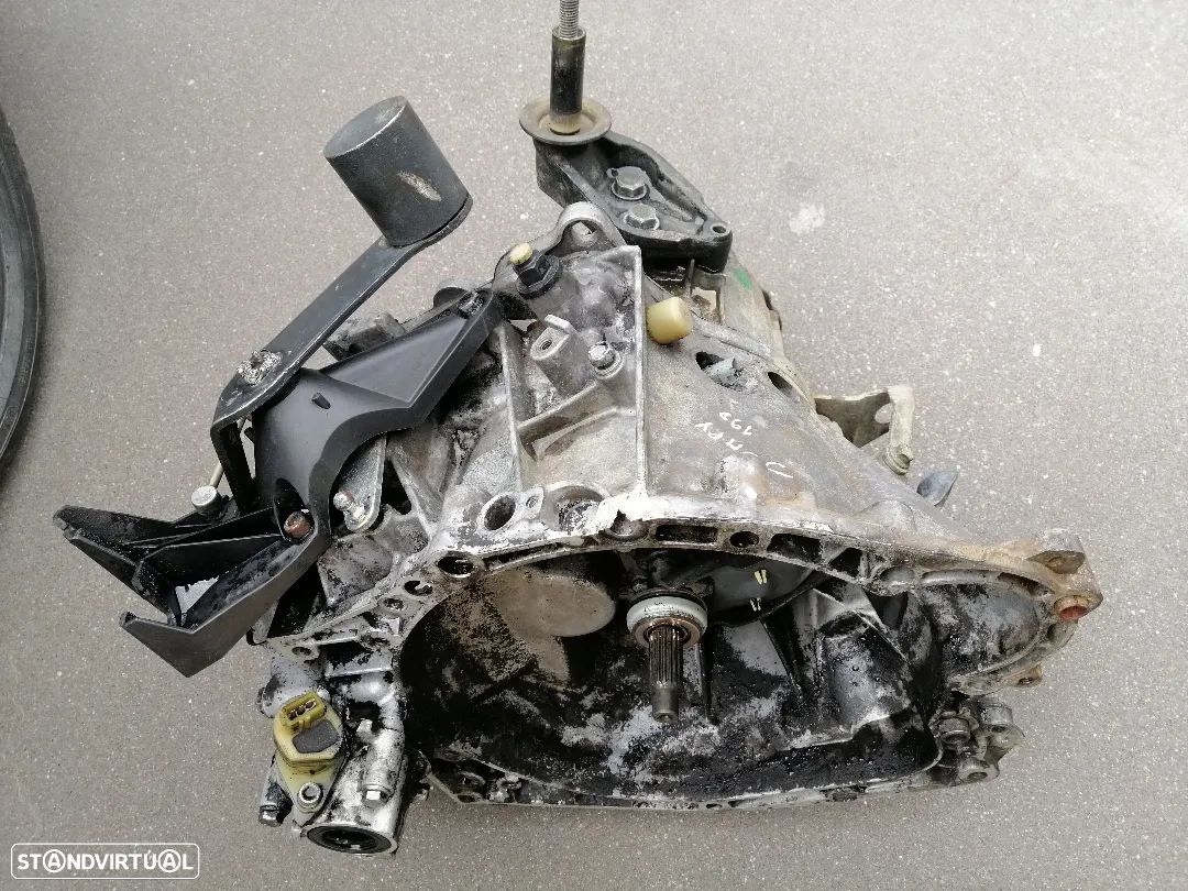 Caixa de velocidades Citroen Jumpy Peugeot Expert Fiat Scudo 1.9 Diesel - 1