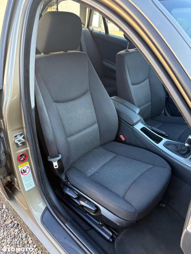 BMW Seria 3 - 15