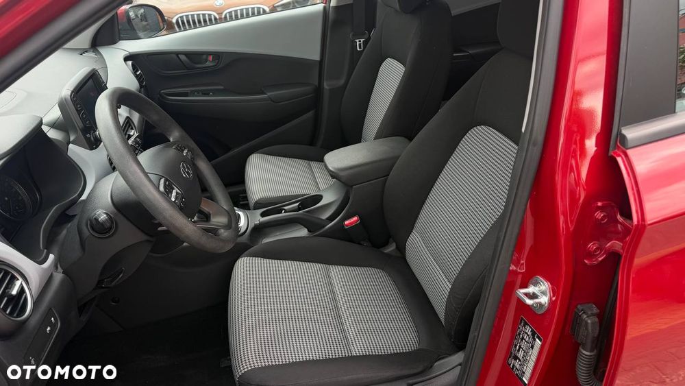 Hyundai Kona - 18