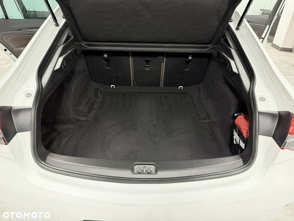 Opel Insignia - 29