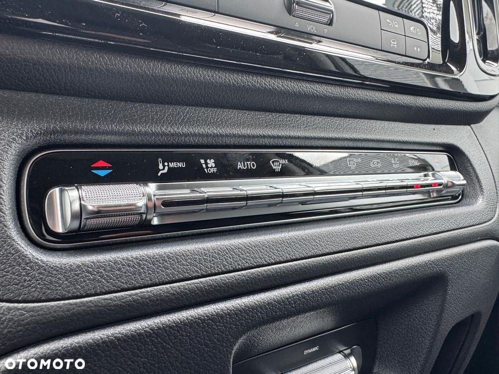 Mercedes-Benz Vito - 26