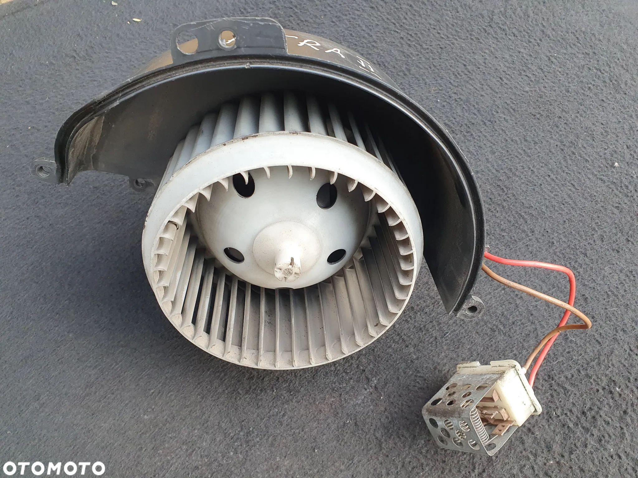 OPEL ASTRA G 2 II WENTYLATOR DMUCHAWA NAWIEWU 52475646 DELPHI Z REZYSTOREM OPORNIKIEM - 1