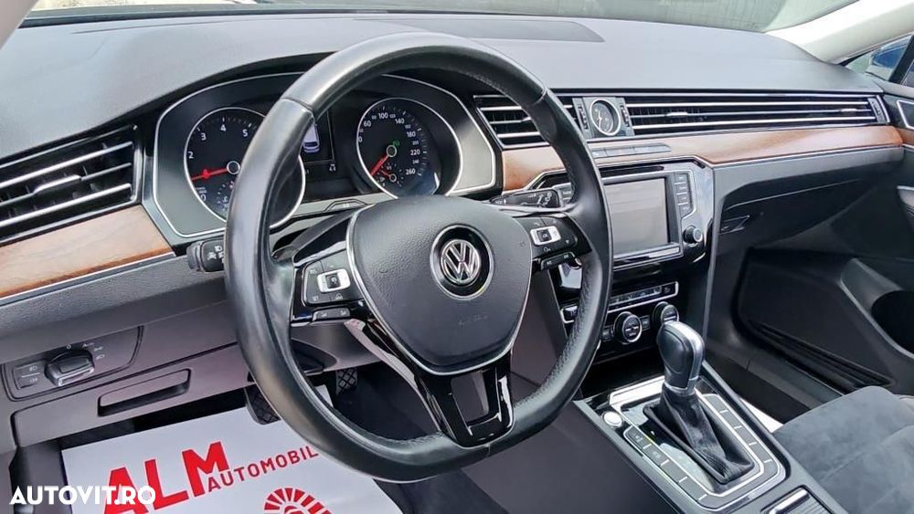 Volkswagen Passat - 26