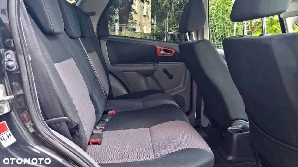Suzuki SX4 1.6 GS / Premium - 13
