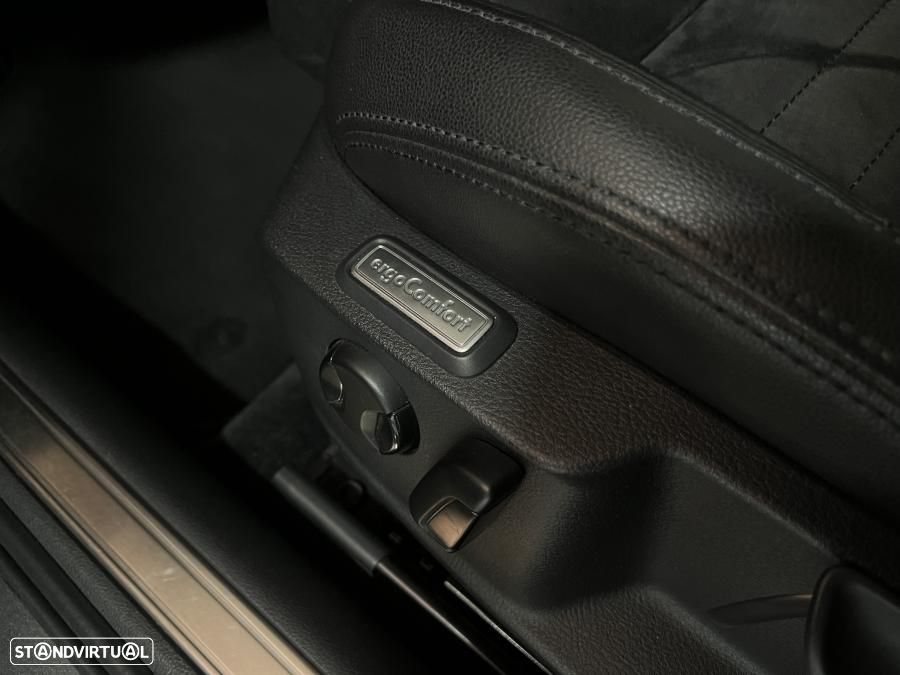 VW Passat Variant 2.0 TDi Highline DSG - 12