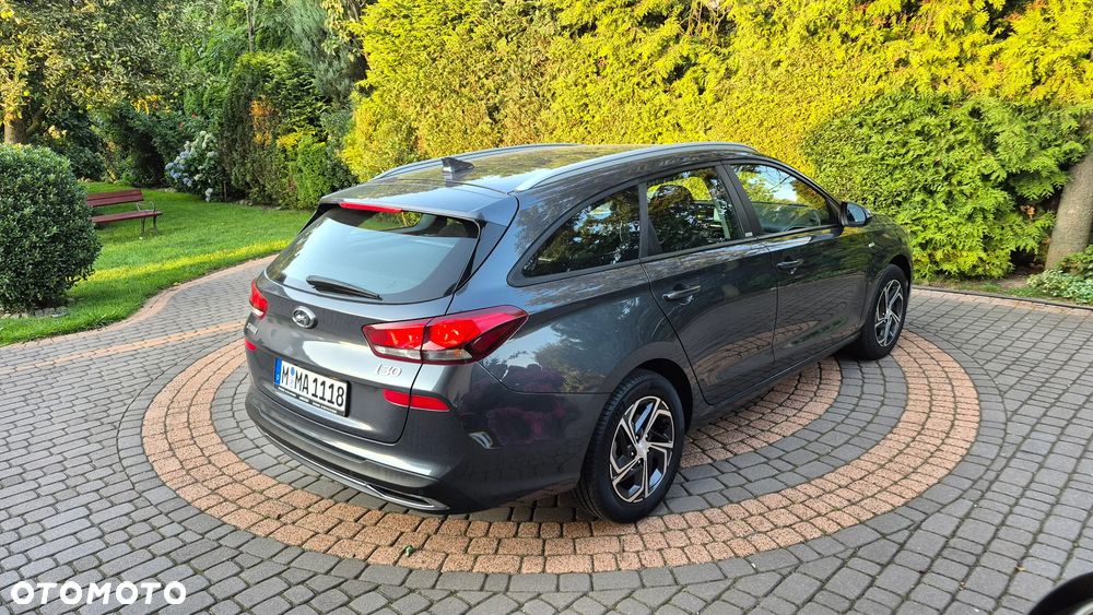 Hyundai i30 1.6 CRDI 48V-Hybrid DCT EDITION 30+ - 8