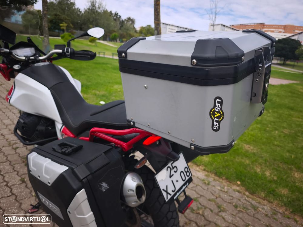 Moto Guzzi V85 TT - 3