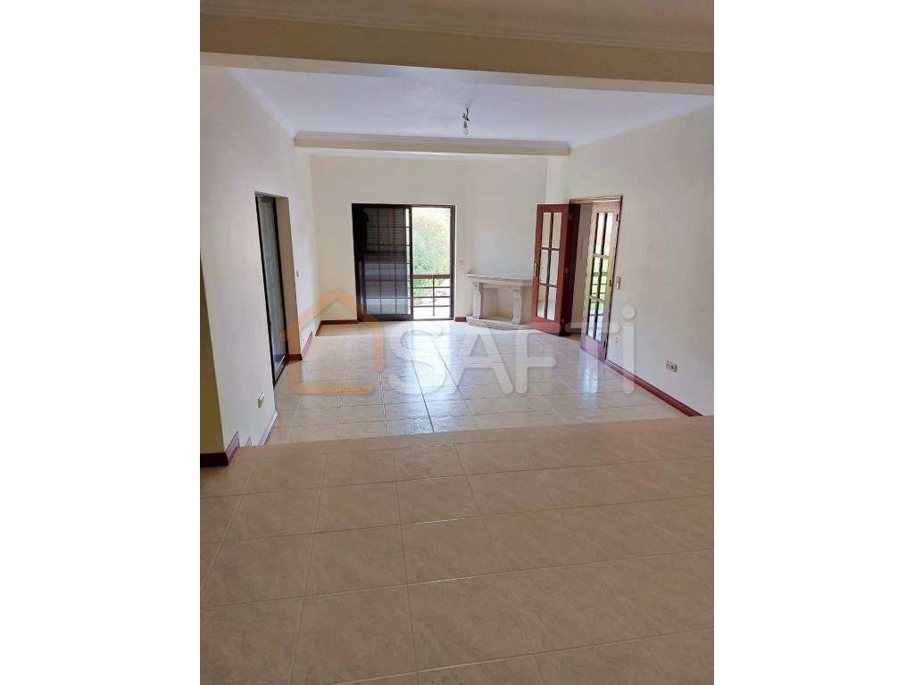 MORADIA T5 + 2 - Grande imagem: 4/43